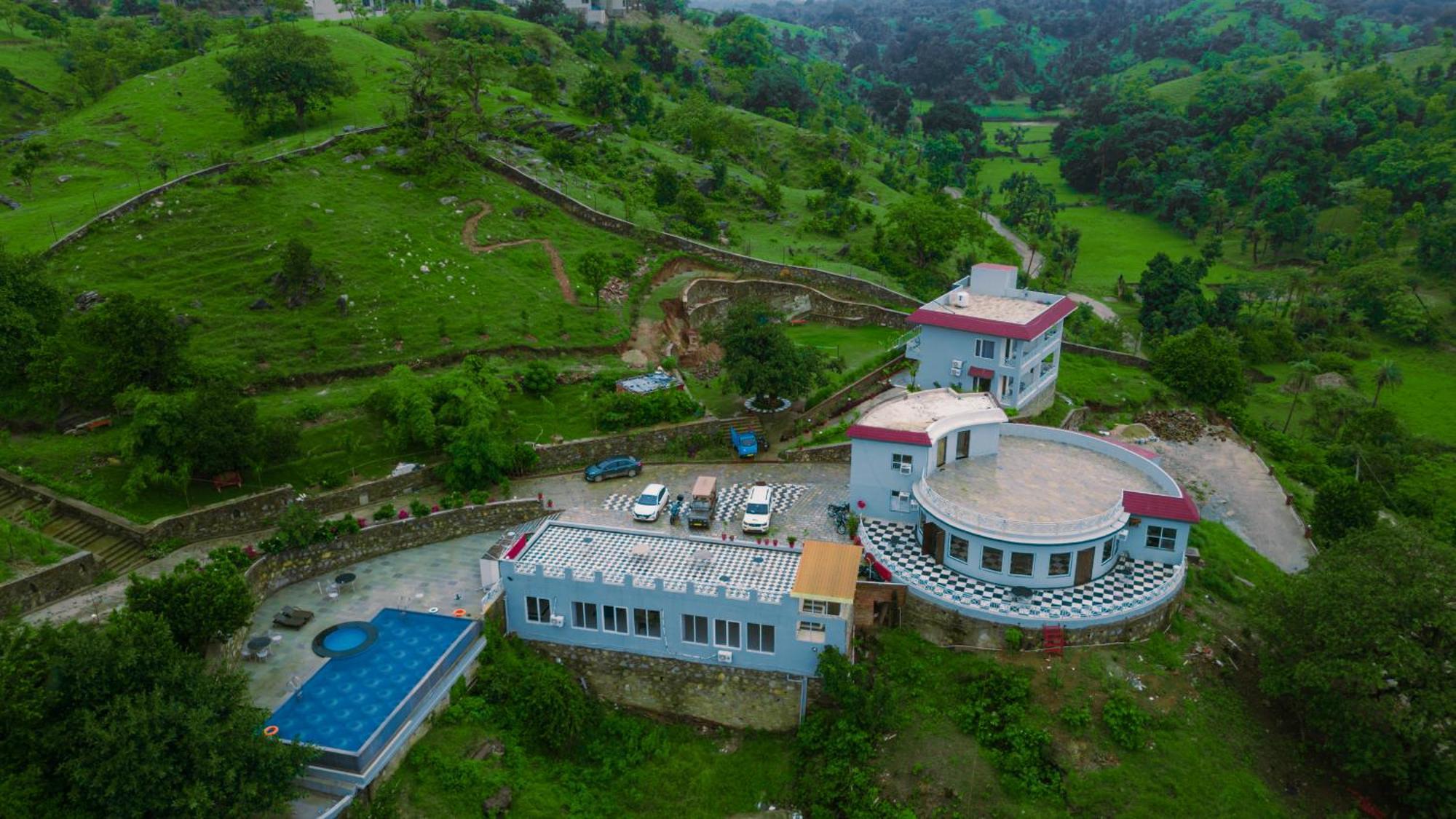 The Sky Imperial Pavoreal Jungle Resort Kumbhalgarh Exterior foto